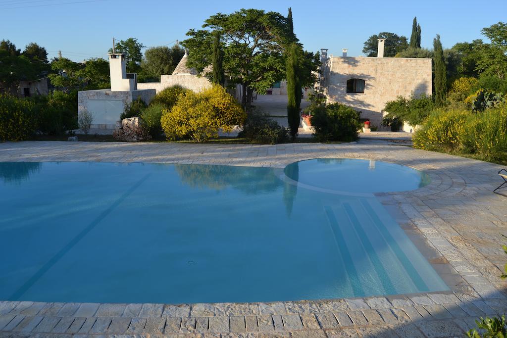 B&B Corte Del Camedrio Cisternino Exterior foto